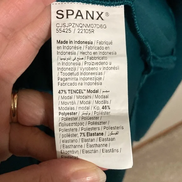 SPANX AirEssentials® Teal Green Crewneck Tunic, Size XL extra large - Picture 8 of 9